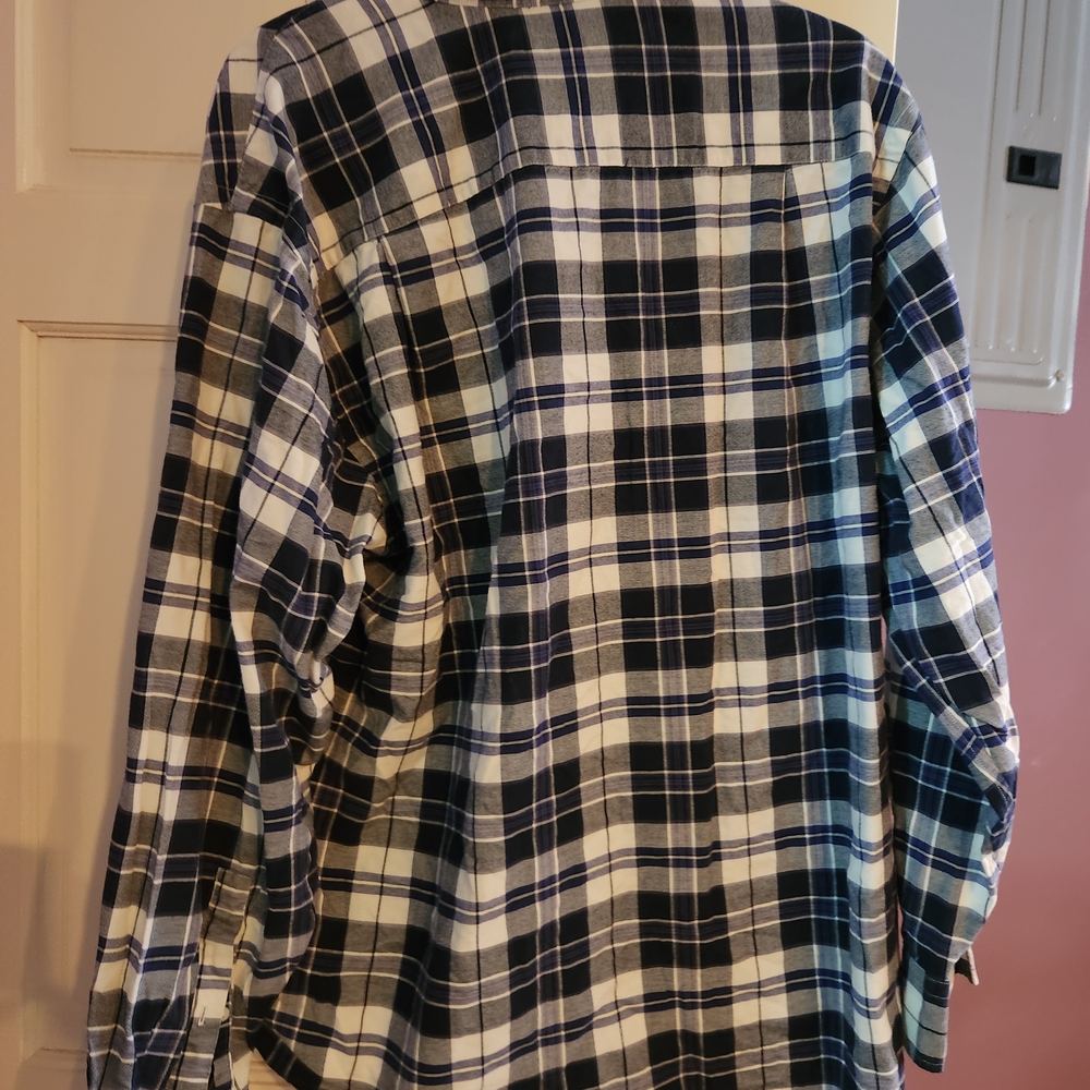 Nautica Men's Blue and White Plaid Shirt